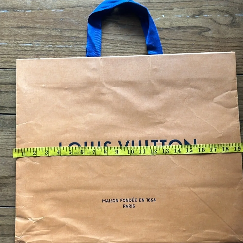 Louis Vuitton Shopping Bag